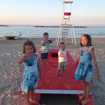 ホテル Elena セニガッリア