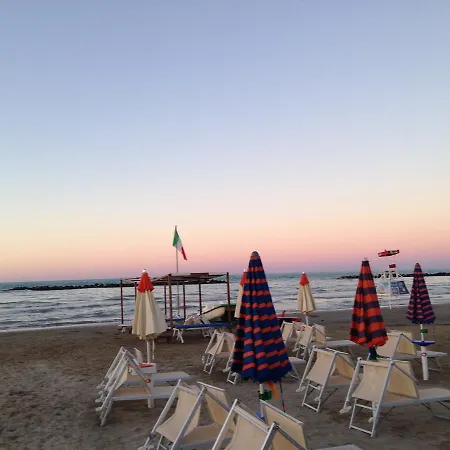 Elena 3* セニガッリア